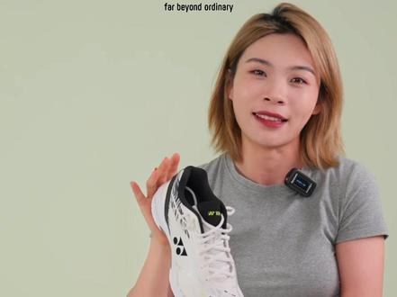 今天给大家讲解65z3 带碳板动力垫➕的一款赛事级羽毛球鞋🏸️618还有美价哦!#尤尼克斯 #羽毛球 #65z3