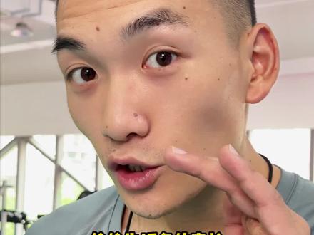 照着这组训练方法练习,孩子立定跳远闭着眼睛也能拿高分!#中考体育#一起来运动吧#运动的快乐你想象不到