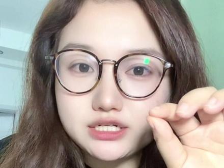 怦然心动20颜凯CP返场分析第二弹 姐妹们。别再说“好遗憾”了。
节目里的心动是真的,但那是在真空里。
回到现实——
一个没那么坏,但不适合你。
一个很优秀,但你装不了她喜欢的模样。
没在一起,不是BE。
是老天爷替他们做了决定。
而那个决定,是对的。
磕CP的快乐,留在节目里就好。
现实里,颜颜值得更好的。
#怦然心动20岁 #颜凯