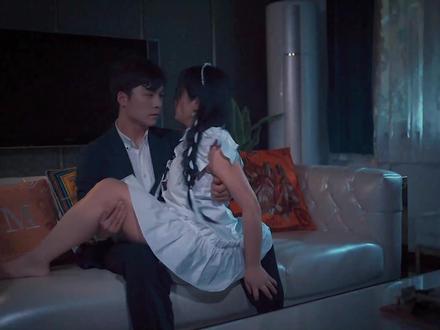 为了报复他娶了仇人的女儿,日夜欺凌,最终除了恨把所有都给了她#霸总 #虐恋 #今生有你#霸爱成瘾穆总的天价小新娘小说