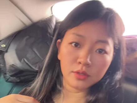 带宝宝如果没有宝宝安全座椅 那就系好安全带抱好宝宝#真实生活分享官 #后排系安全带 #儿童座椅汽车安全椅 #安全座椅 #上热搜