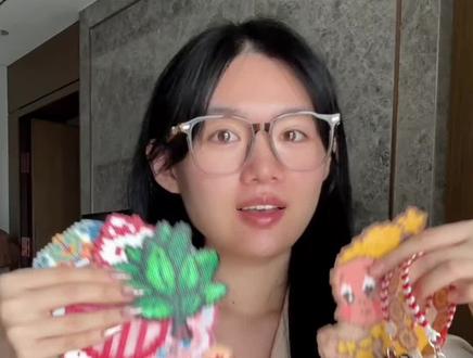 用拼豆准备了一堆年货 #我在抖音玩拼豆 #拼豆人有自己的春节 #最实用的拼豆出现了 #拼豆