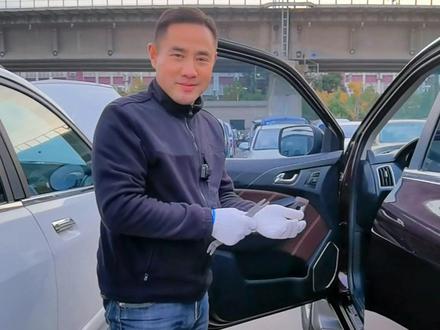 柴油江铃驭胜S350车门内饰板怎么拆?分享给大家#柴油车 #suv #江铃驭胜s350 #汽车维修养护 #车门内饰板