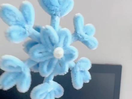 升级版,超简单扭扭棒雪花挂件❄️教程来啦!#扭扭棒#冬天 #手工diy #雪花 #扭扭棒的100种玩法