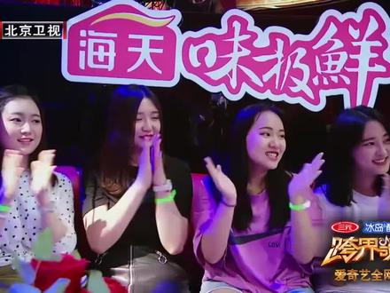 跨界歌王:王天辰邀请薛之谦唱歌,薛之谦却输在了身高上#同台飙歌