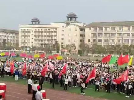 彭山一中高考成功!加油吧少年未来可期!
#高考加油 #高考