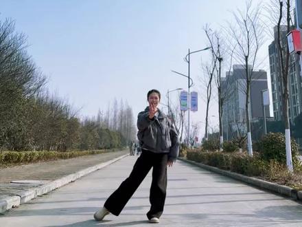 今天太阳太刺眼了 眼睛有点睁不开😳#咏春教学