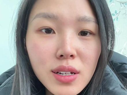 #积存金#黄金 自从星期五清了八成仓,亏四千。现在手里是有钱了,心态也变了,在跌都没事。可以重新来过。新手小白玩黄金刚开始两天经历2.2暴跌学会补仓拉均价自救。现在是一路跌这个方法不行了,试下及时止损,重新再来,看下自救的快不快。