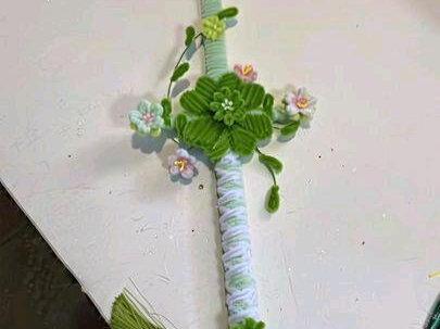 四叶草桃花剑详细教程①#扭扭棒宝剑 #四叶草剑 #手工diy