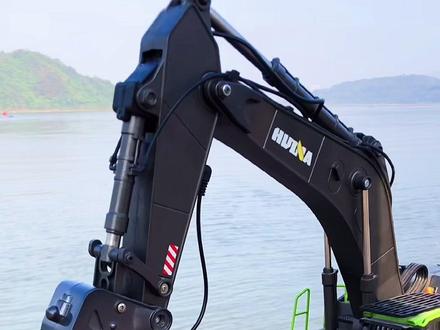 汇纳593遥控#挖掘机玩具,更换破拆头的#方法教程,一个挖掘机玩具多种玩法!#工程车玩具