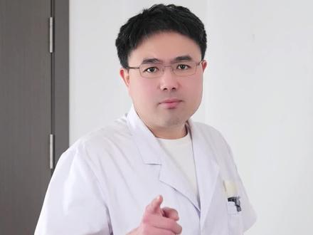 这个动作在你脑梗时可能会救你一命#脑梗 #健康 #健康科普不基础 #我的年度健康盘点 #抖出健康知识宝藏