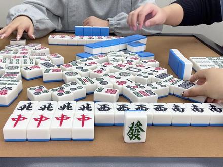 「麻将」打蛇七寸,禽賊禽王,高手打牌就是不一样#麻将