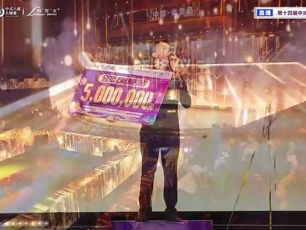 闭门苦练十余载,终得冠军头衔,恭喜郑肖淮成为第四位五百万先生 #郑肖淮 #郑肖淮夺冠 #清台思路 #台球 #青年创作者成长计划