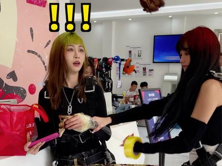 陈意礼带我跳伞,最近感觉自己像换了个人,失去了以前很多的勇气。不过这次找回来了!