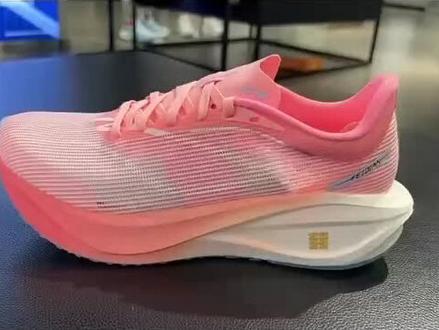 李宁跑鞋鞋带的正确系法
你get到了吗✅