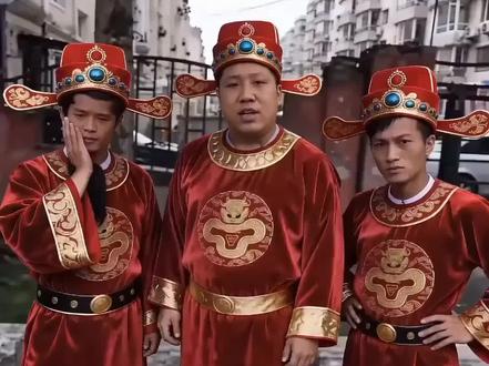 过年了虎哥在沈阳大街祝福你#沈阳大街回忆录 #沈阳大街往事 #原神#二次元