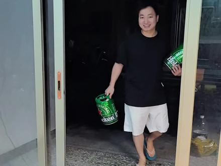 双喜临门组成立体声环绕~
#喜力金刚桶改音响 #喜力 #diy