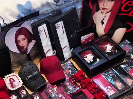 JENNIE✖️MINISO联名周边敲长开箱📦| 根本停不下 通贩再冲#jennie #miniso #开箱 #开箱视频 #追星 @DOU+小助手 @抖音小助手 @DOU+上热门