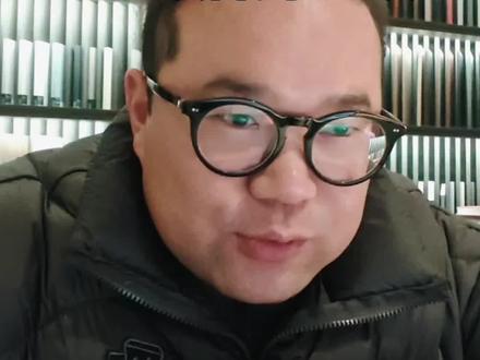 携号转网,还是可以操作的,费用太高,又谈不到折扣,那就转网吧,能省点银子。#携号转网 #移动 #电信 #联通