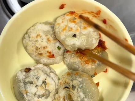 恭喜:给阿嬷的情书 票房破8亿,今天来复刻谢南枝剧里卖的无米粿#潮汕小吃 #厨房日记 #一人食 #无米粿 #给阿嬷的情书