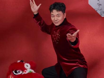 咱家机器狗上春晚和明星合拍#春晚机器人 #义乌宇树 #机器人中国功夫夯爆了