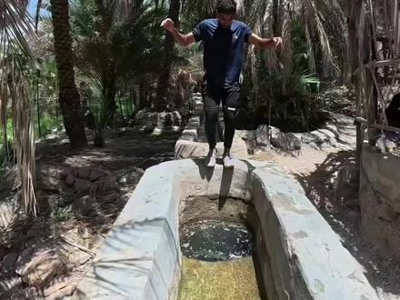 这个地方我能下去游泳吗#游泳 #水潭#死水