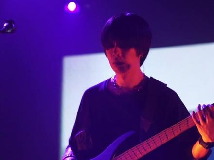 #livehouse #康士坦的变化球
字幕是手动加的