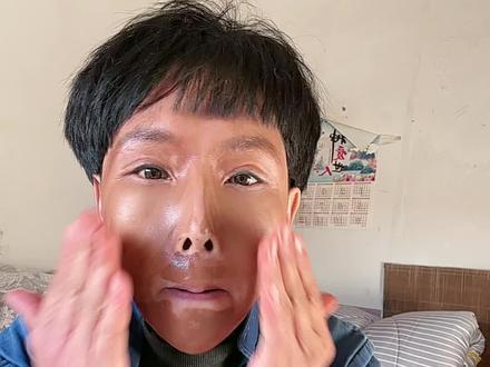 现场给大家画个农村老头😂 #搞笑 #农村 @江苏逗乐姐