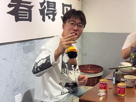 我泽还是太有节目了 一句一个梗#陈泽 #1103 #吃饭