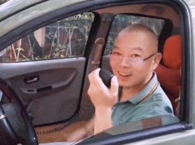 如何安装车载外置音响(喇叭)#电动桥车维修 #电动车 #育儿