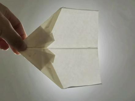 平地试飞滞空23秒终极枭龙滞空机改版纸飞机视频教学#纸飞机的教学 #纸飞机 #折纸教程 #滞空机