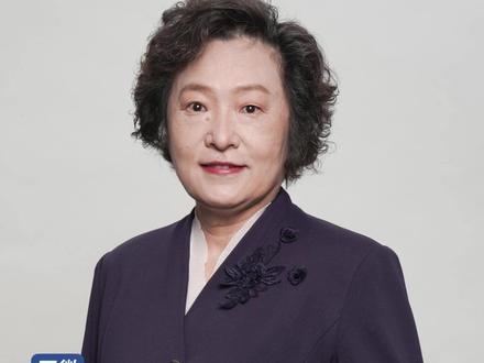 王微:#中国经济“速度趋稳、增量向新向上”
国家统计局周五发布数据显示,10月份国民经济运行基本平稳、稳中有进态势持续。国务院发展研究中心市场经济研究所原所长、二级研究员王微接受中国日报#智见中国 栏目独家专访时表示:“现在中国的经济增长呈现出速度向稳但是增量向新向上的增长态势,这是非常积极的。”王微指出,中国拥有超大规模市场和多样化消费需求,数字消费、绿色消费、服务消费及入境消费的增长速度明显加快,新动能正在加快积聚。展望“十五五”时期,她预计,中国经济还会走在相对稳定增长的轨道上,财政政策有望更加积极,货币政策将更加突出创新导向。(记者 欧阳诗嘉 王科举 视频 闫星周 周兰序 实习生 邸达)