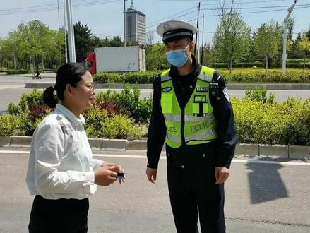 实习期上高速要有持相应或者更高准驾车型驾驶证三年以上的人员陪同#实习期 #新手司机看过来 @陇东警事 @庆阳公安交警 @庆阳高速交警一大队