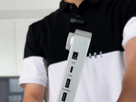 不需要各种复杂的东西,环播H1帮您完成一个机器就可以开始直播的奇迹。#直播电商 #直播神器 #直播创业设备#直播背景虚化 #直播神器 #小白直播神器 #直播画质