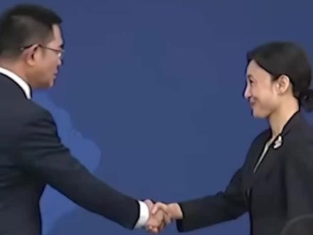 国务院台办新任发言人张晗亮相