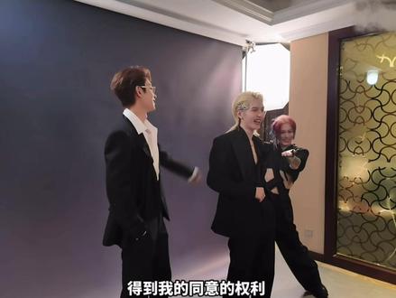 孩子永远惯不坏,关键你要这样带 当有人说这个世界没有什么是美好的时候,岳明辉:还有我家宝宝#oner #岳明辉 #灵超 #溺爱孩子的后果