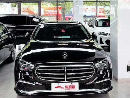 2021款 奔驰E级 E 300 L 尊贵型 今天和大家科普一下尊贵版和豪华版的区别喔#梅赛德斯奔驰 #奔驰 #奔驰e级 #奔驰e300l #E300L