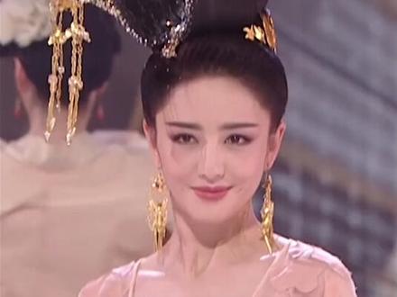 有没有代入感 #妩媚 妩和媚有什么区别?