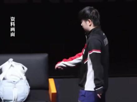 #孙颖莎 荣登《中国妇女》2026年首期封面,并入选“2025年度有影响力的时代人物”,评选依据其2025年斩获11个国际赛事冠军的历史记录