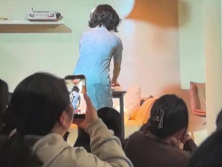 破墙返场《墙里的烟火人间》 1.26
范可妮太可爱啦
#范可妮 #音乐剧 #破墙 #返场 #大世界