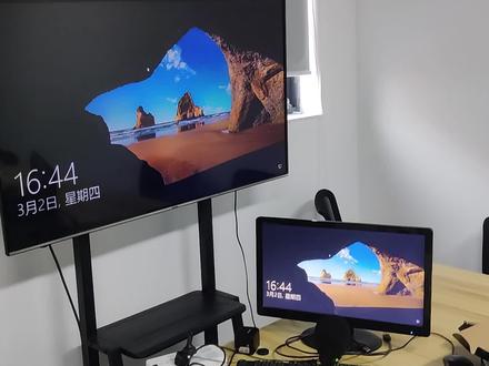 电脑接电视机教程,电脑显示两个画面,现场教学 #电脑知识 #电脑投屏 #电脑接电视机 #电脑接投影仪