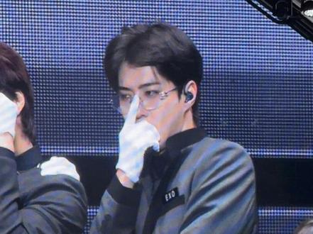 都来看世勋跳《晚安大小姐》,戴上眼镜就很有斯文败类那味儿,老公啊啊啊啊啊啊啊啊啊啊#吴世勋 #sehun #南韩仙子吴世勋 #吴世勋吴世勋吴世勋吴世勋吴世勋 #EXO