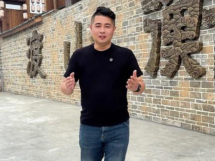 【网聚达人力 共助旅发会】 衡山县自媒体创作者@一只小蚂蚁(*蚂蚁传媒*) @蒋少(*蚂蚁传媒*) @美绍《*蚂蚁传媒*》 来为家乡打call啦#灵秀衡山福寿天下 #第三届衡阳市旅游发展大会 #周末不忙来趟衡阳