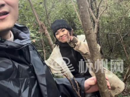 10月30日,#第二届张家界七星山荒野求生挑战赛 进行到第22天,唯一女选手“#冷美人 ”带着杭州网记者“打野”七星山,记者也是体验了一把#荒野求生。