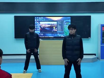 最后一舞(后面紧张失误了)#亲子娱乐 #妮蔻 #肘击摇