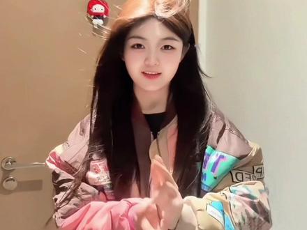 外网超流行的舞 快和诡秘拍起来!#弥度山歌 #手势舞 #抖音年味舞蹈大赏 #弥渡山歌舞蹈挑战 #抖音热门舞蹈挑战 @DOU+小助手 @DOU+上热门 @抖音小助手 @抖音能量站