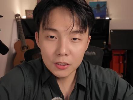 庾澄庆首期歌手淘汰,是观众不懂?黑幕? 给你用三个心理学效应解释厅#抖音音乐客厅 #歌手2026#庾澄庆发文回应歌手淘汰