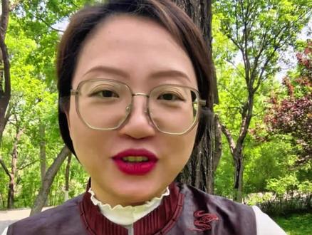 看《叹春风》重在体验,打破固有偏见。
#叹春风#新中式舞剧#女性认知#固有偏见#唐山心理咨询
