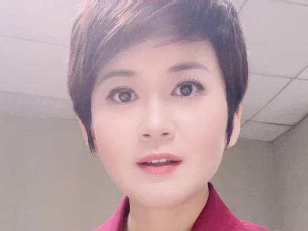 男子背84斤硬币给朋友随礼:新郎的零花钱…#新闻 #抖音小助手 #婚礼随礼