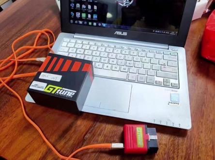 #每天一个用车知识 本田GT5 本田最强电脑